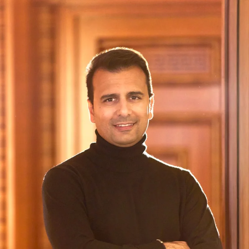 Dr Adrien Mazharian